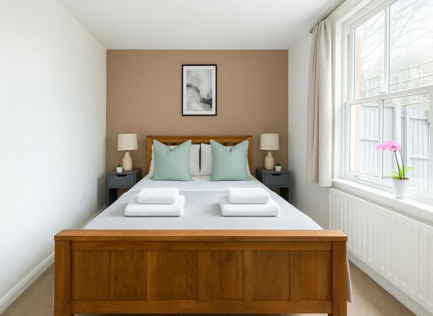2 Bed Garden Flat In Clapham Apartment